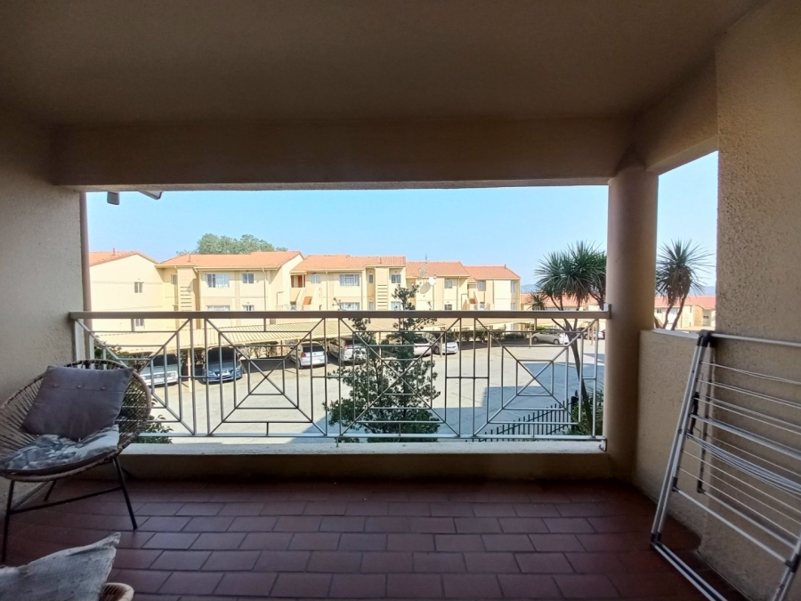 2 Bedroom Property for Sale in Primrose Hill Gauteng