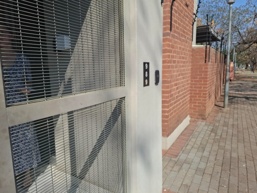 1 Bedroom Property for Sale in Hatfield Gauteng