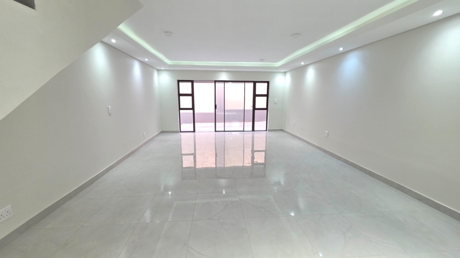 To Let 3 Bedroom Property for Rent in Erasmia Gauteng