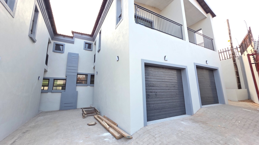 To Let 3 Bedroom Property for Rent in Erasmia Gauteng