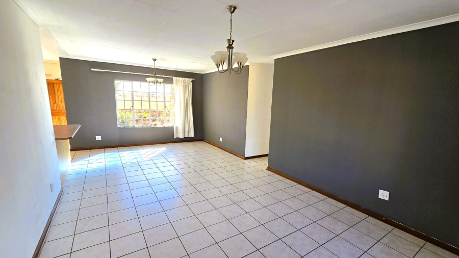 To Let 3 Bedroom Property for Rent in Kleinfontein A H Gauteng