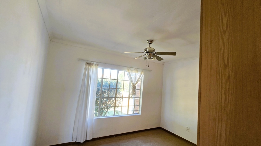 To Let 3 Bedroom Property for Rent in Kleinfontein A H Gauteng