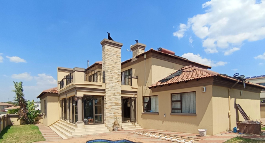 5 Bedroom Property for Sale in Sagewood Gauteng