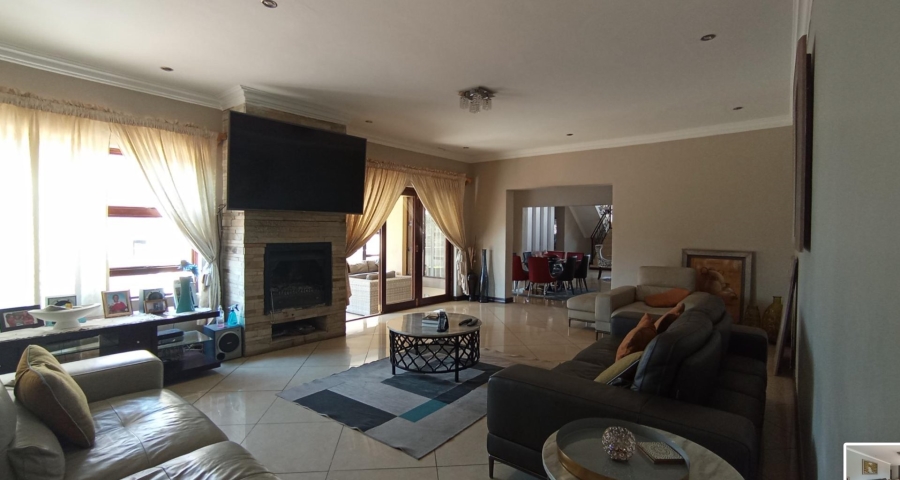 5 Bedroom Property for Sale in Sagewood Gauteng