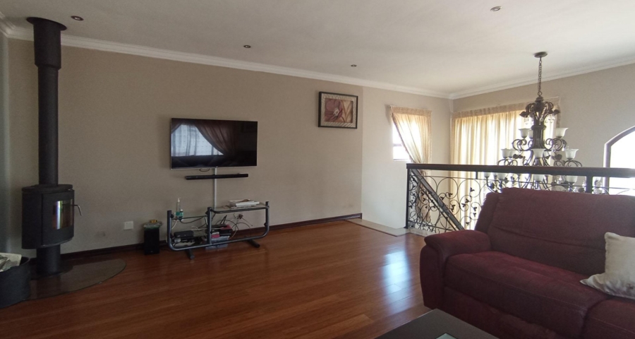 5 Bedroom Property for Sale in Sagewood Gauteng