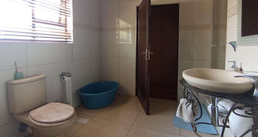 5 Bedroom Property for Sale in Sagewood Gauteng