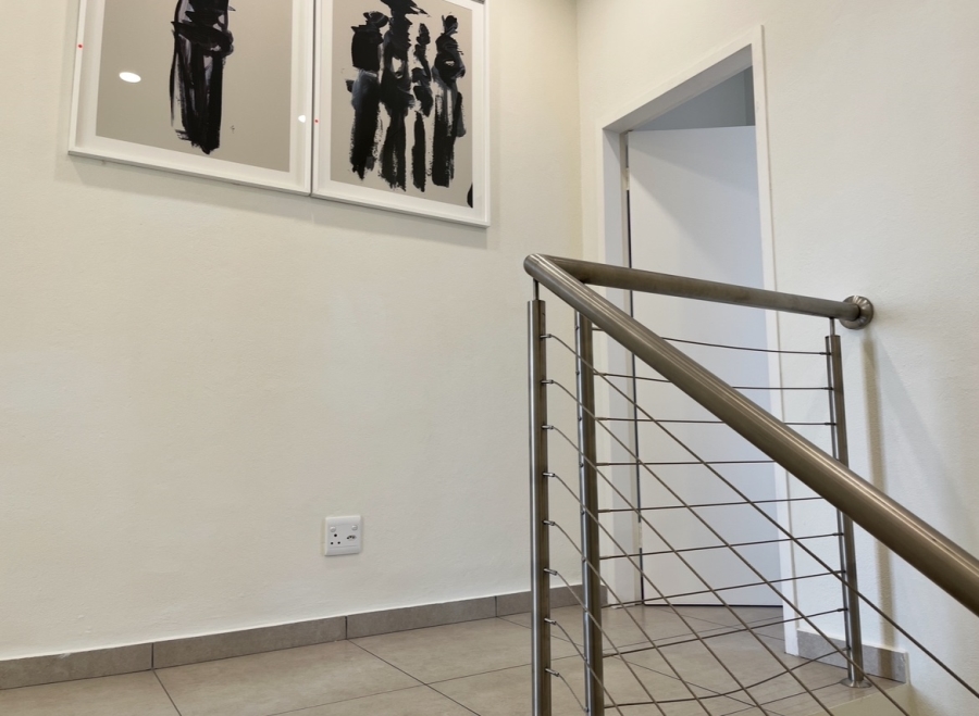 3 Bedroom Property for Sale in Greenstone Park Estate Gauteng