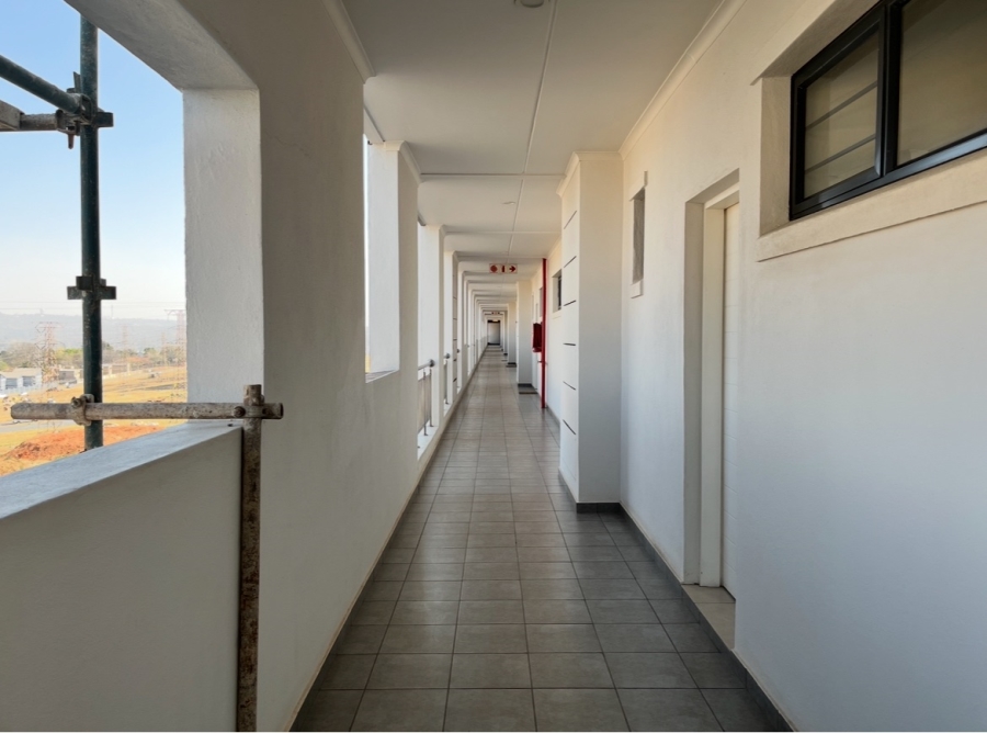 3 Bedroom Property for Sale in Greenstone Park Estate Gauteng