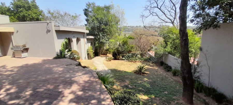 To Let 4 Bedroom Property for Rent in Waterkloof Heights Gauteng