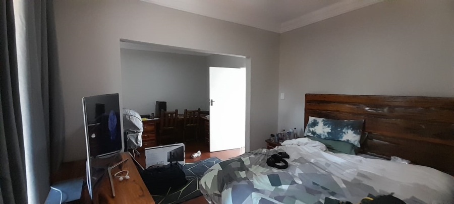 To Let 4 Bedroom Property for Rent in Waterkloof Heights Gauteng