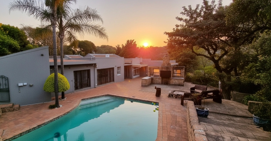 To Let 4 Bedroom Property for Rent in Waterkloof Heights Gauteng
