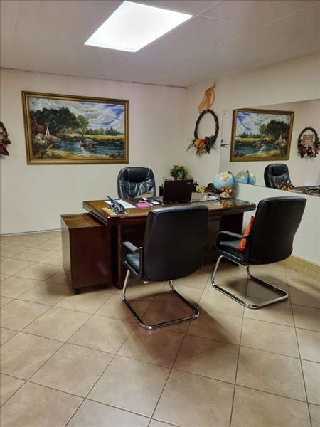 Commercial Property for Sale in Glen Marais Gauteng