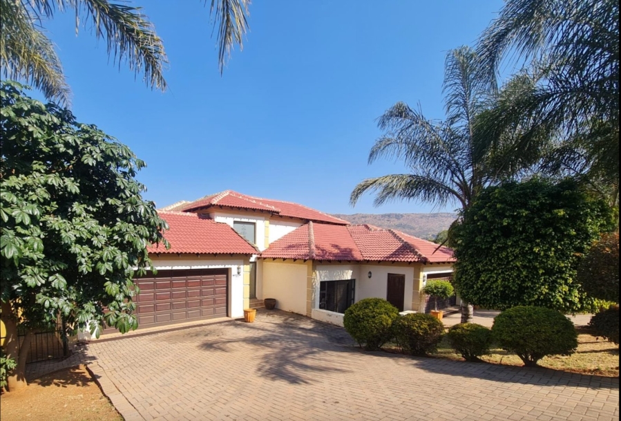 4 Bedroom Property for Sale in Ruimsig Country Estate Gauteng