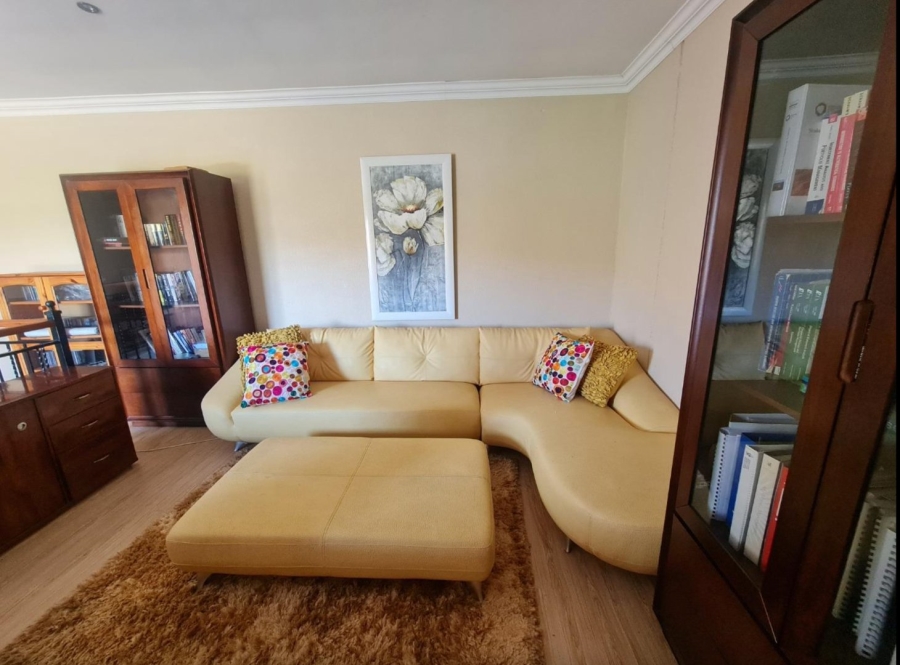 4 Bedroom Property for Sale in Ruimsig Country Estate Gauteng