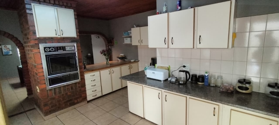 5 Bedroom Property for Sale in Randhart Gauteng