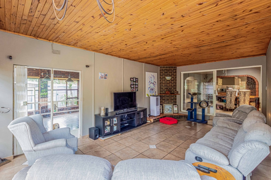 5 Bedroom Property for Sale in Randhart Gauteng