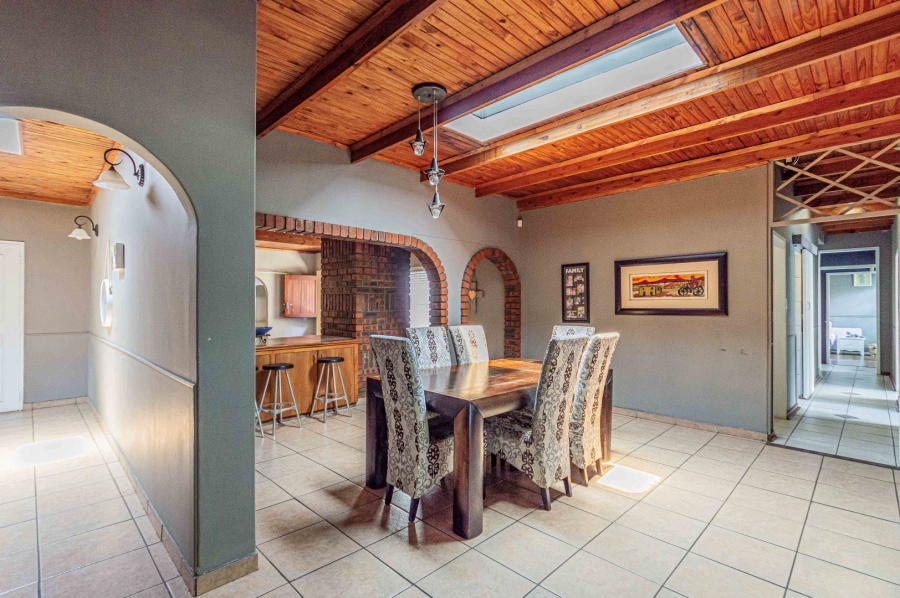 5 Bedroom Property for Sale in Randhart Gauteng