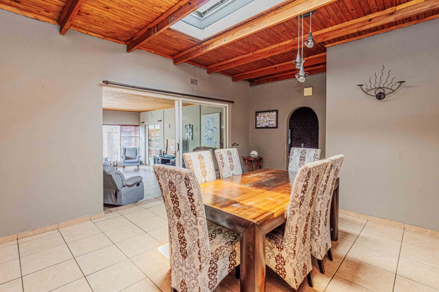 5 Bedroom Property for Sale in Randhart Gauteng