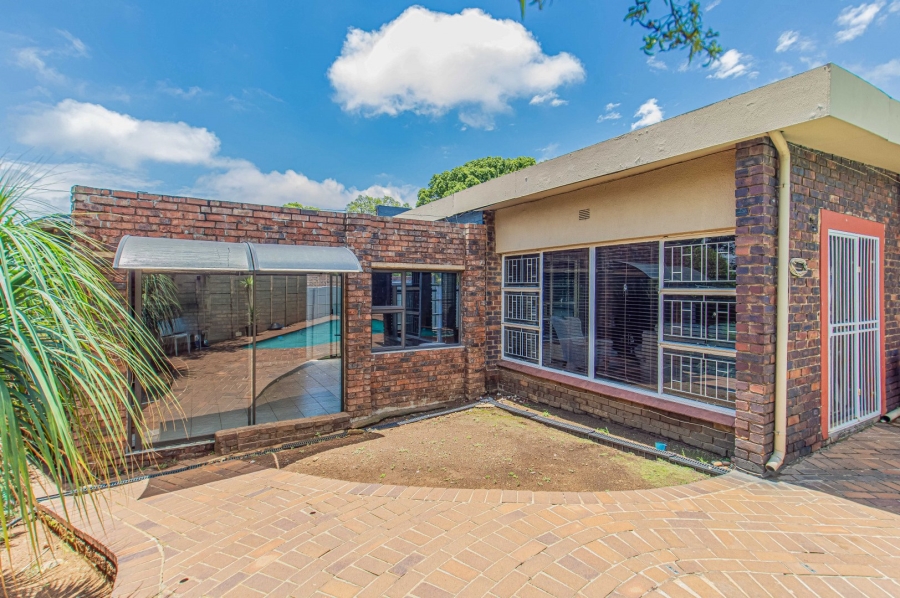 5 Bedroom Property for Sale in Randhart Gauteng
