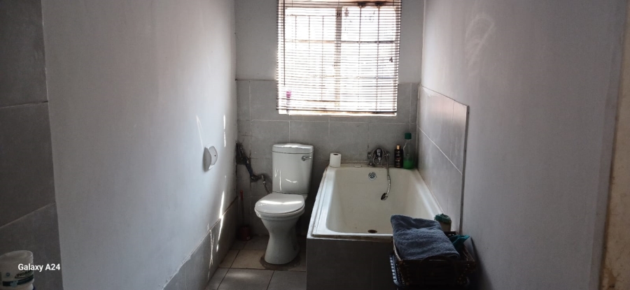 5 Bedroom Property for Sale in Turffontein Gauteng