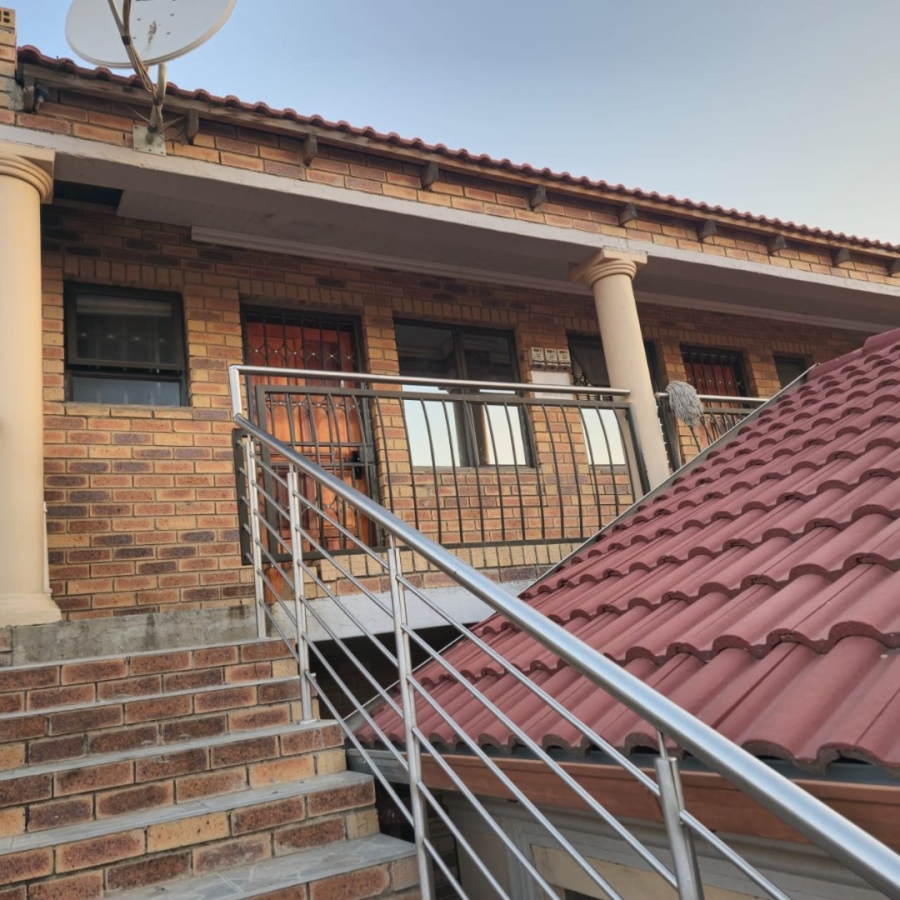  Bedroom Property for Sale in Ebony Park Gauteng