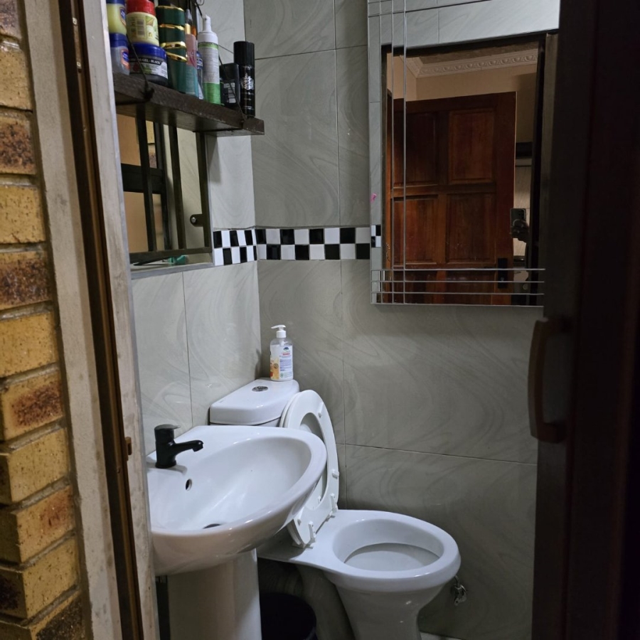  Bedroom Property for Sale in Ebony Park Gauteng