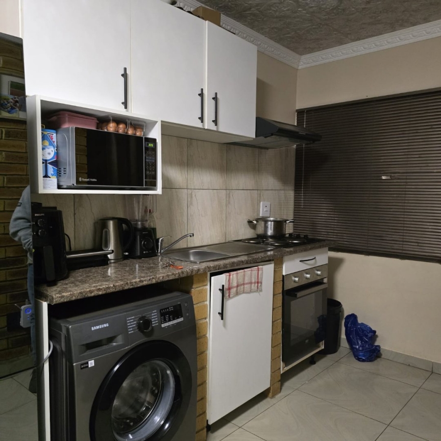  Bedroom Property for Sale in Ebony Park Gauteng