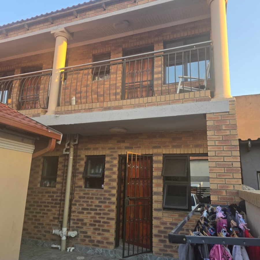  Bedroom Property for Sale in Ebony Park Gauteng