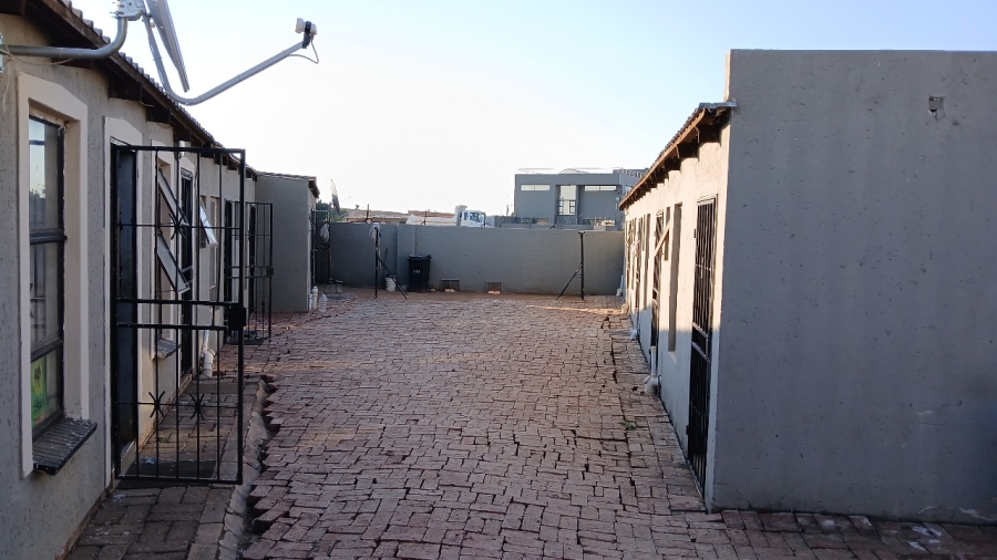 22 Bedroom Property for Sale in Klipfontein Gauteng
