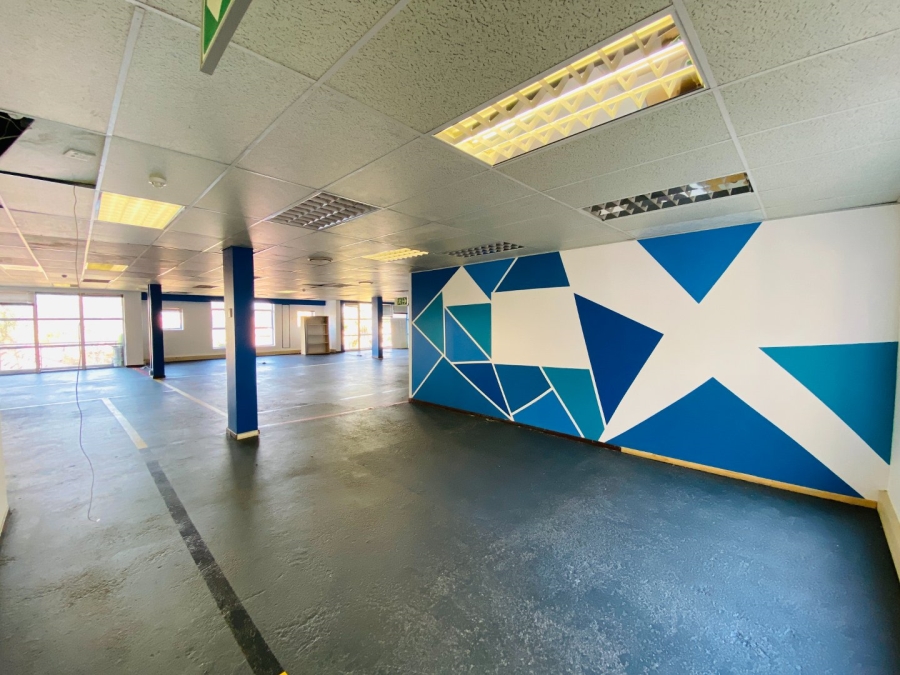To Let commercial Property for Rent in Die Hoewes Gauteng