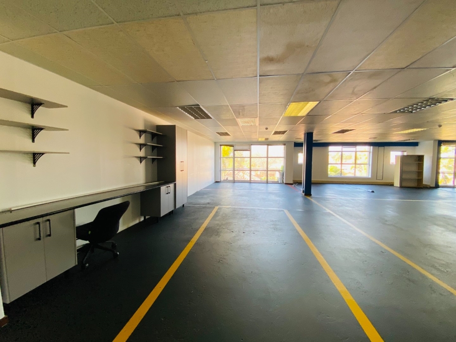 To Let commercial Property for Rent in Die Hoewes Gauteng