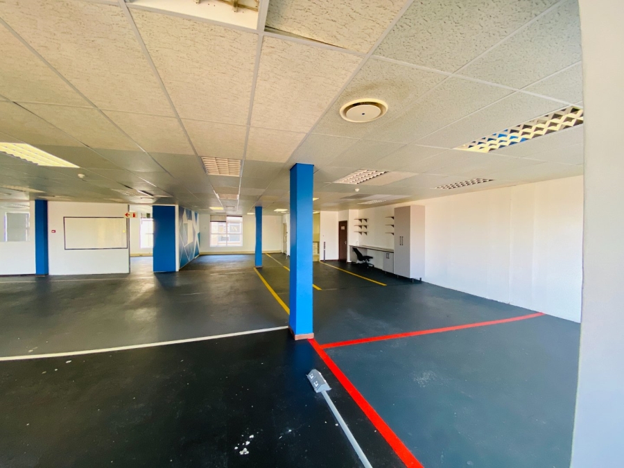 To Let commercial Property for Rent in Die Hoewes Gauteng