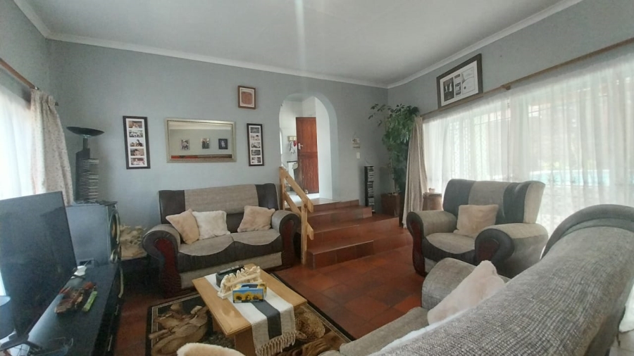 4 Bedroom Property for Sale in Suideroord Gauteng