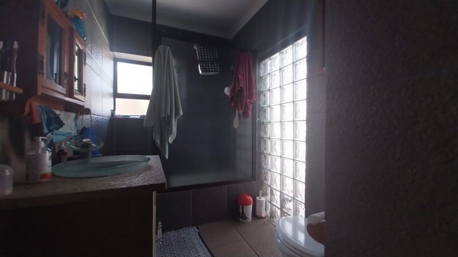 4 Bedroom Property for Sale in Suideroord Gauteng