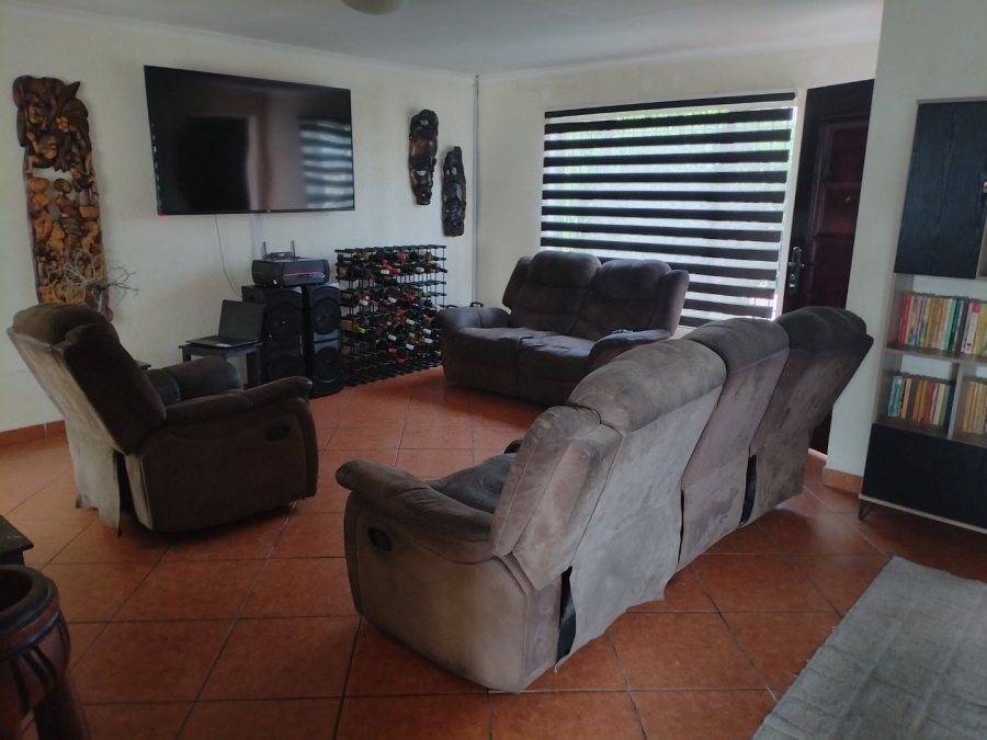 3 Bedroom Property for Sale in Strubenvale Gauteng
