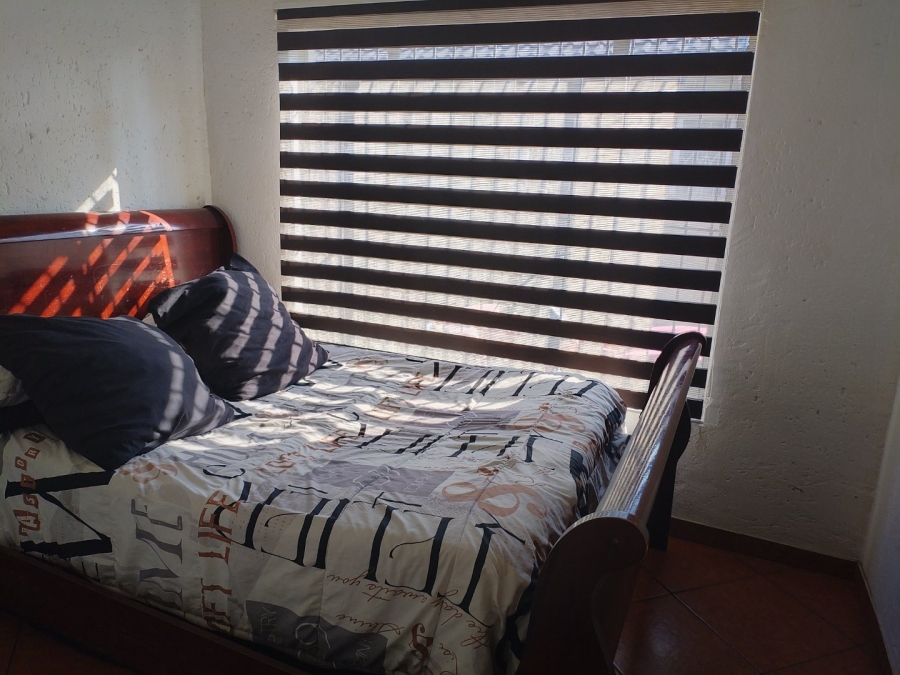 3 Bedroom Property for Sale in Strubenvale Gauteng