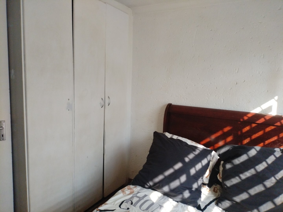 3 Bedroom Property for Sale in Strubenvale Gauteng