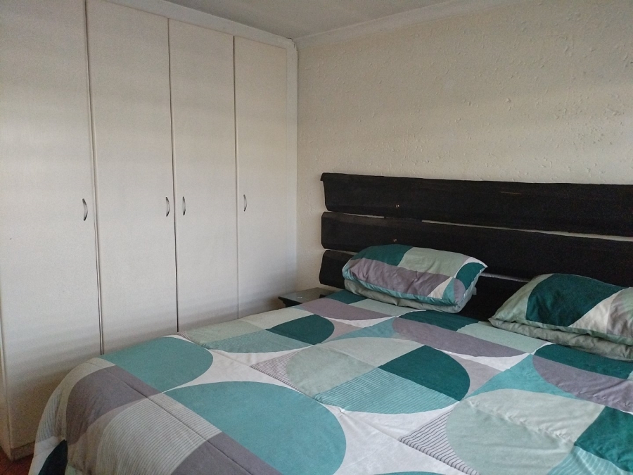3 Bedroom Property for Sale in Strubenvale Gauteng