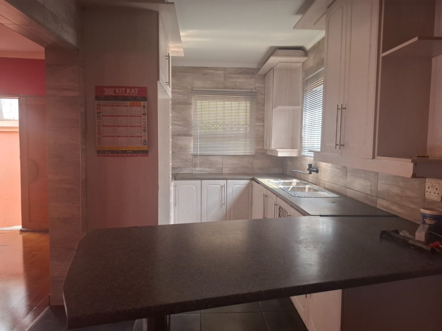 To Let 3 Bedroom Property for Rent in Philip Nel Park Gauteng
