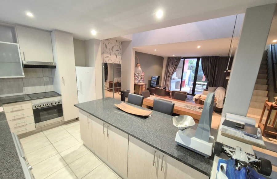 1 Bedroom Property for Sale in Lombardy Gauteng
