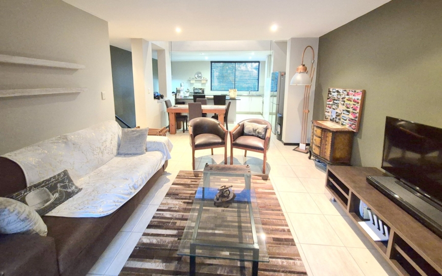1 Bedroom Property for Sale in Lombardy Gauteng