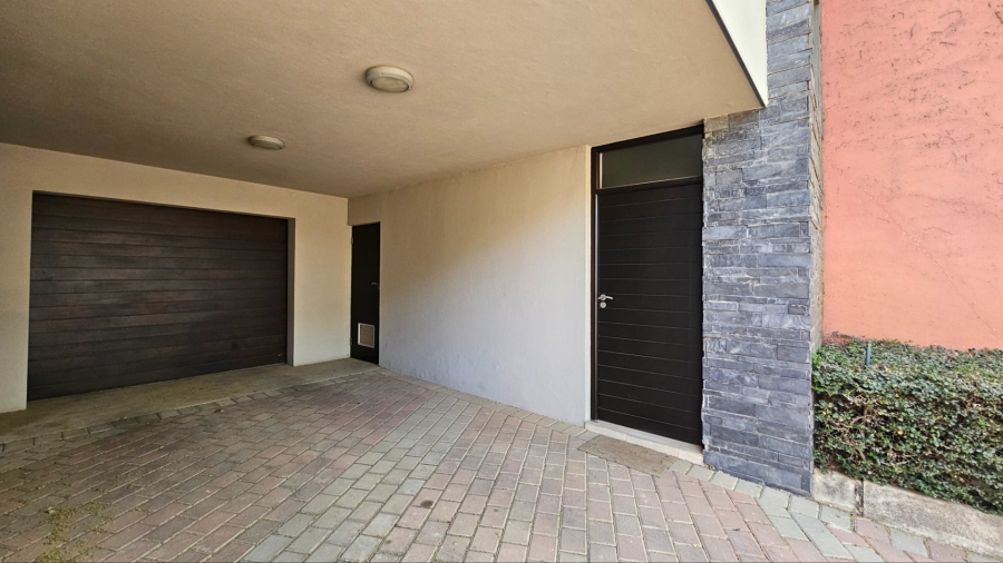 1 Bedroom Property for Sale in Lombardy Gauteng