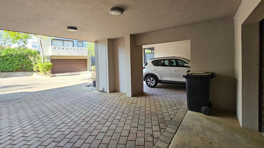 1 Bedroom Property for Sale in Lombardy Gauteng