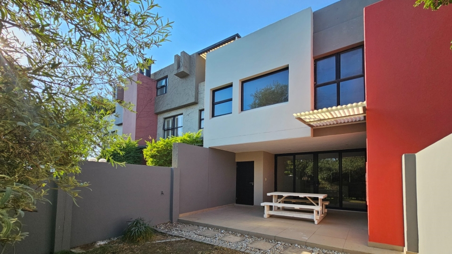 1 Bedroom Property for Sale in Lombardy Gauteng