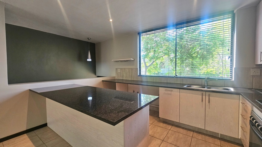 1 Bedroom Property for Sale in Lombardy Gauteng