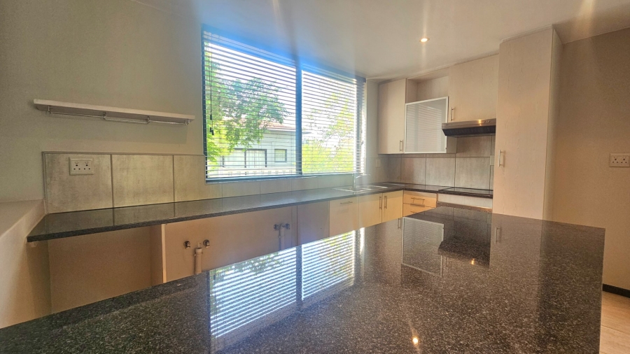 1 Bedroom Property for Sale in Lombardy Gauteng
