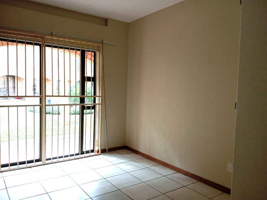 1 Bedroom Property for Sale in Hillcrest Gauteng