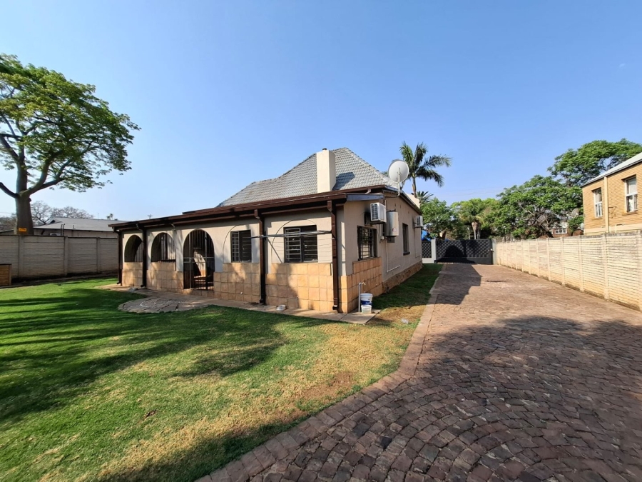 4 Bedroom Property for Sale in Riviera Gauteng