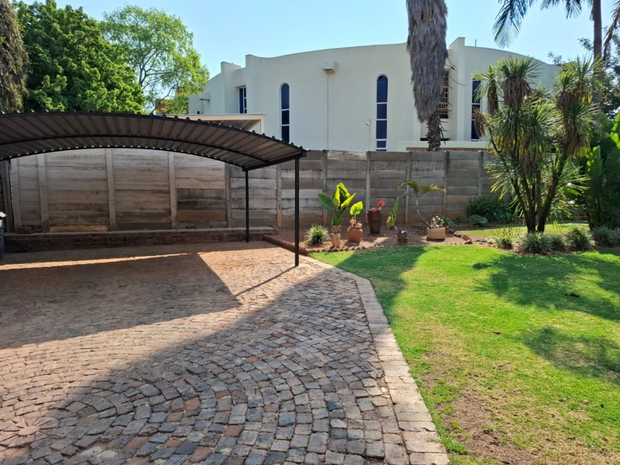 4 Bedroom Property for Sale in Riviera Gauteng