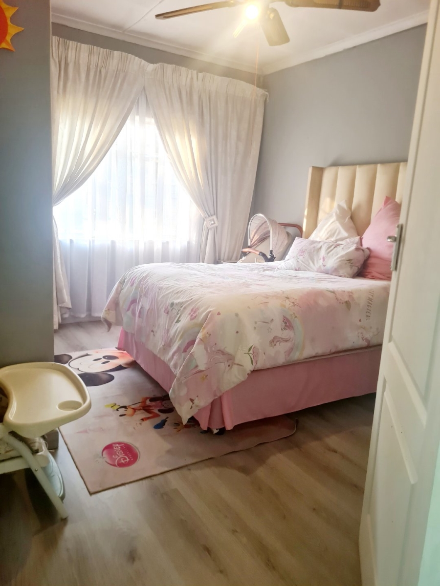 3 Bedroom Property for Sale in Vanderbijlpark Cw 6 Gauteng
